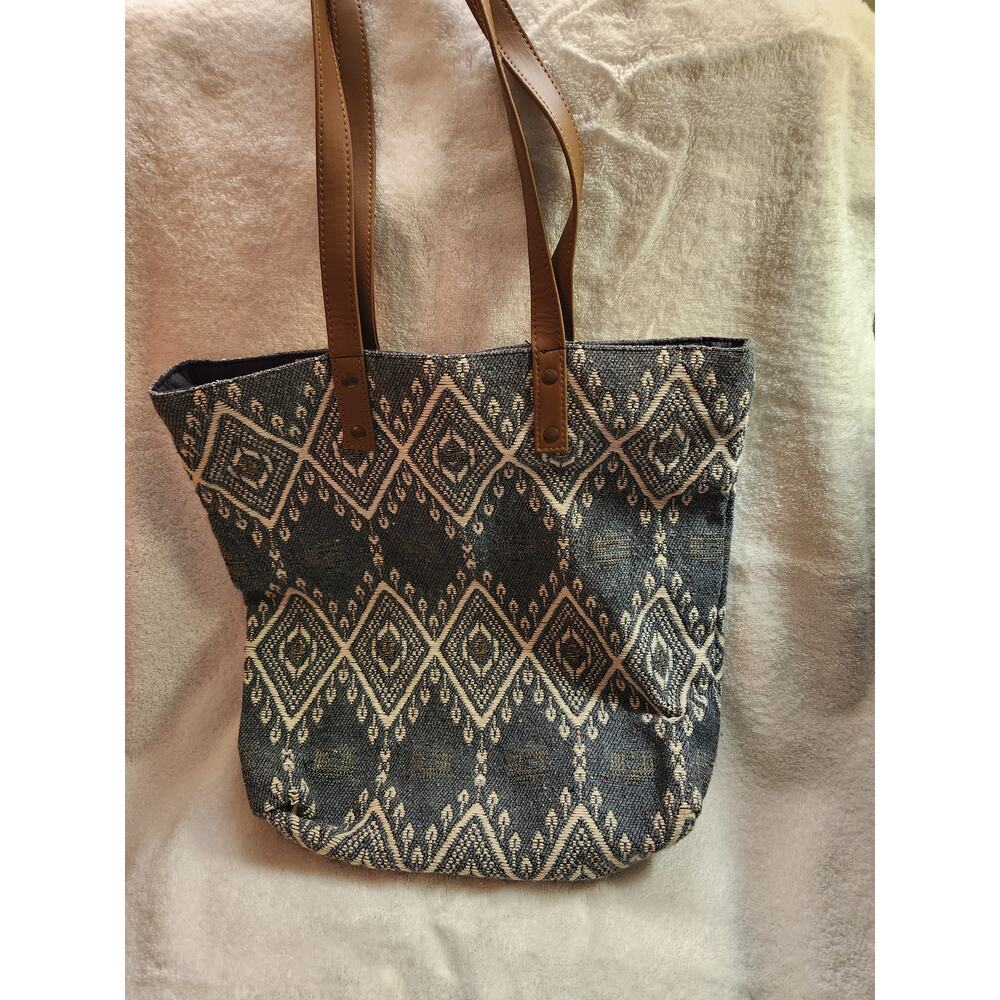 Trades of Hope Kindred Tote